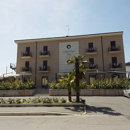 Otel Dori